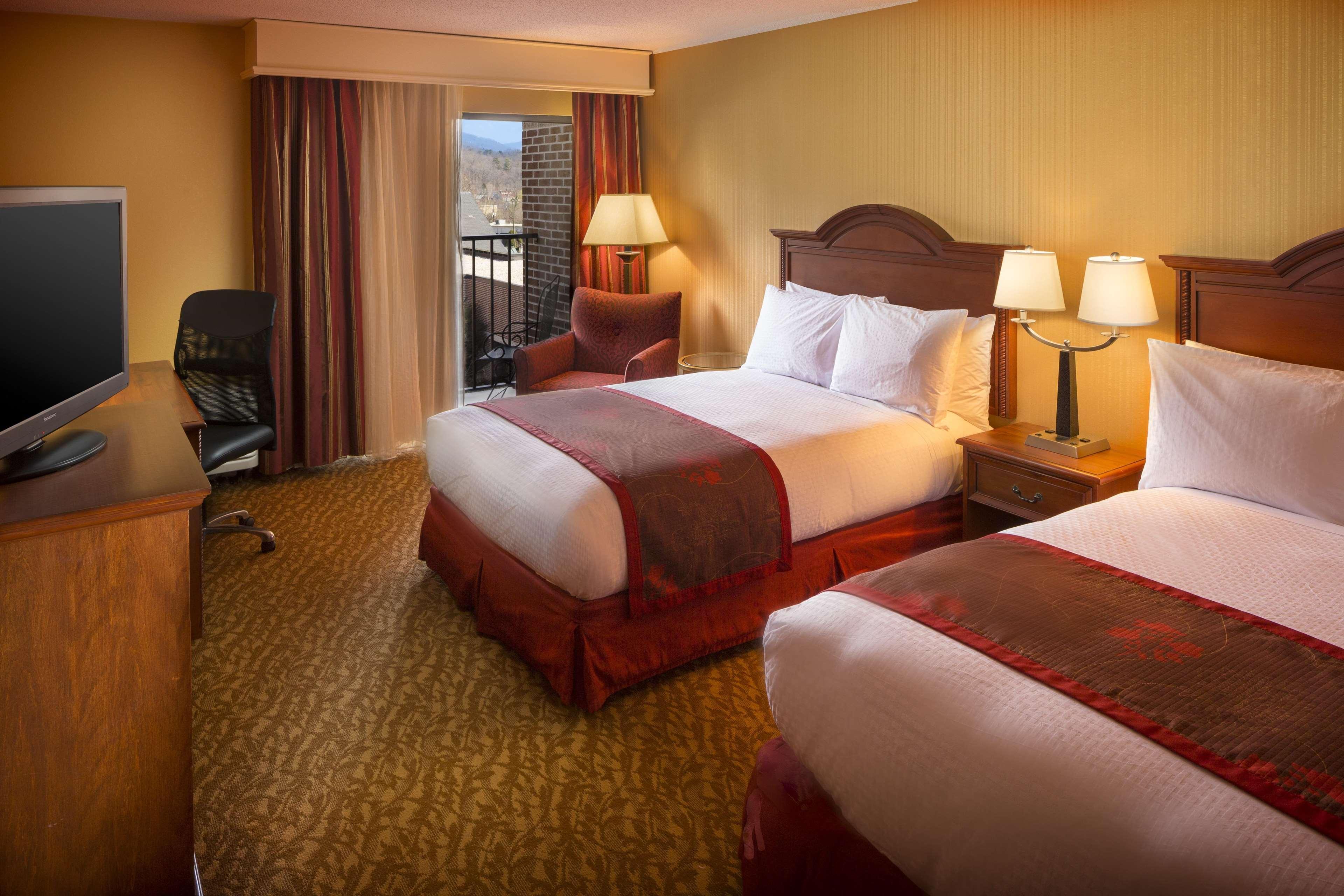 Doubletree By Hilton Biltmore/Asheville Extérieur photo