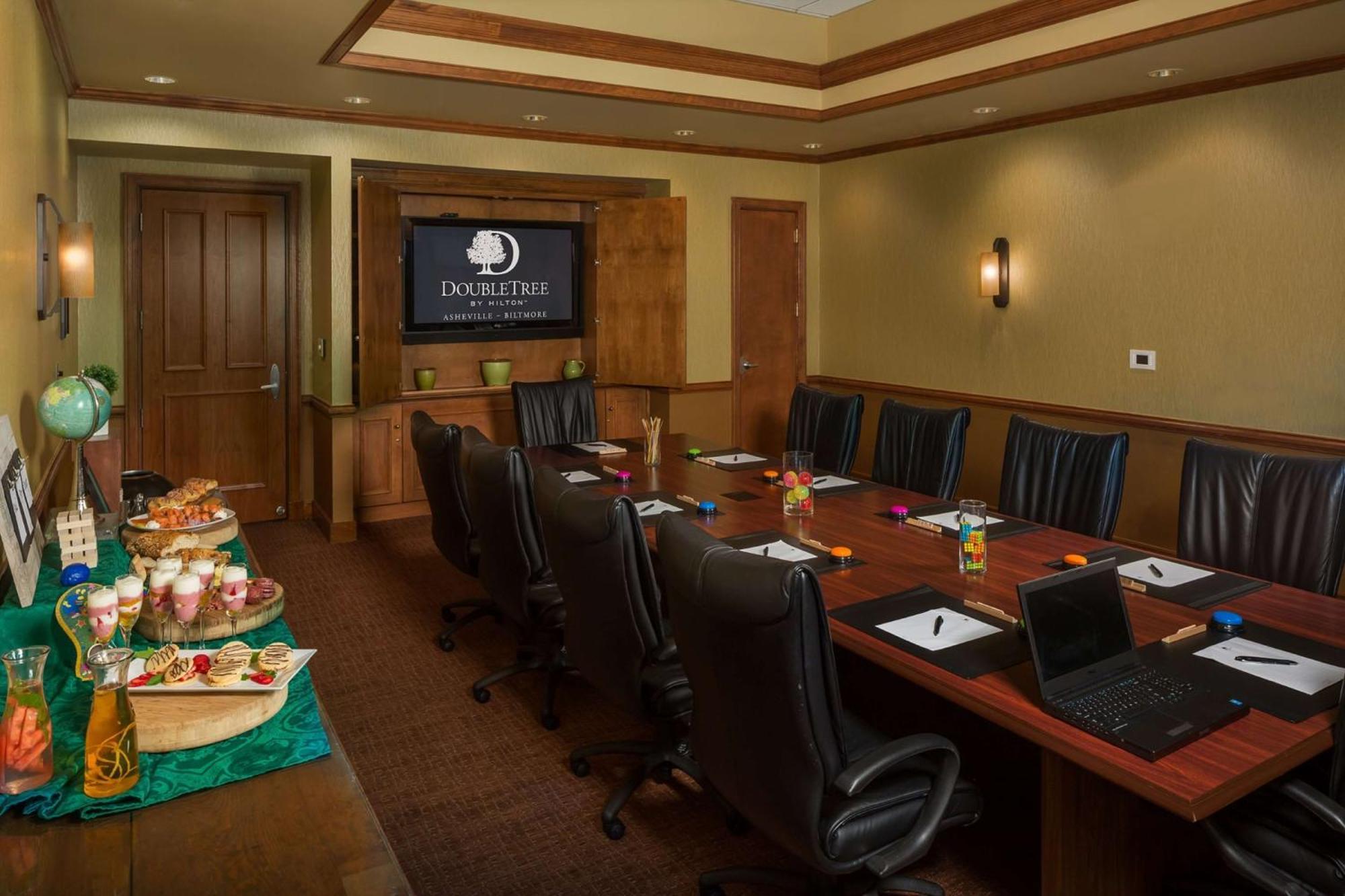 Doubletree By Hilton Biltmore/Asheville Extérieur photo